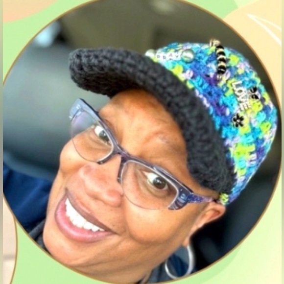 @webewilliams I’m LIVE with Laughter, Praise & Worship - Picture 6 of 7